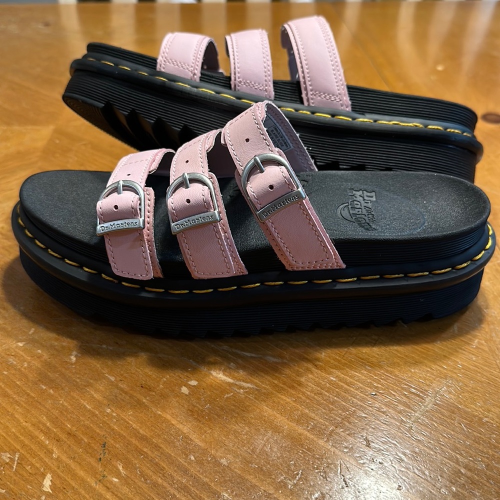 Women’s Dr Martens Blaire Slide 3-Strap Platform Sandals Pink / Black Size 7 NEW